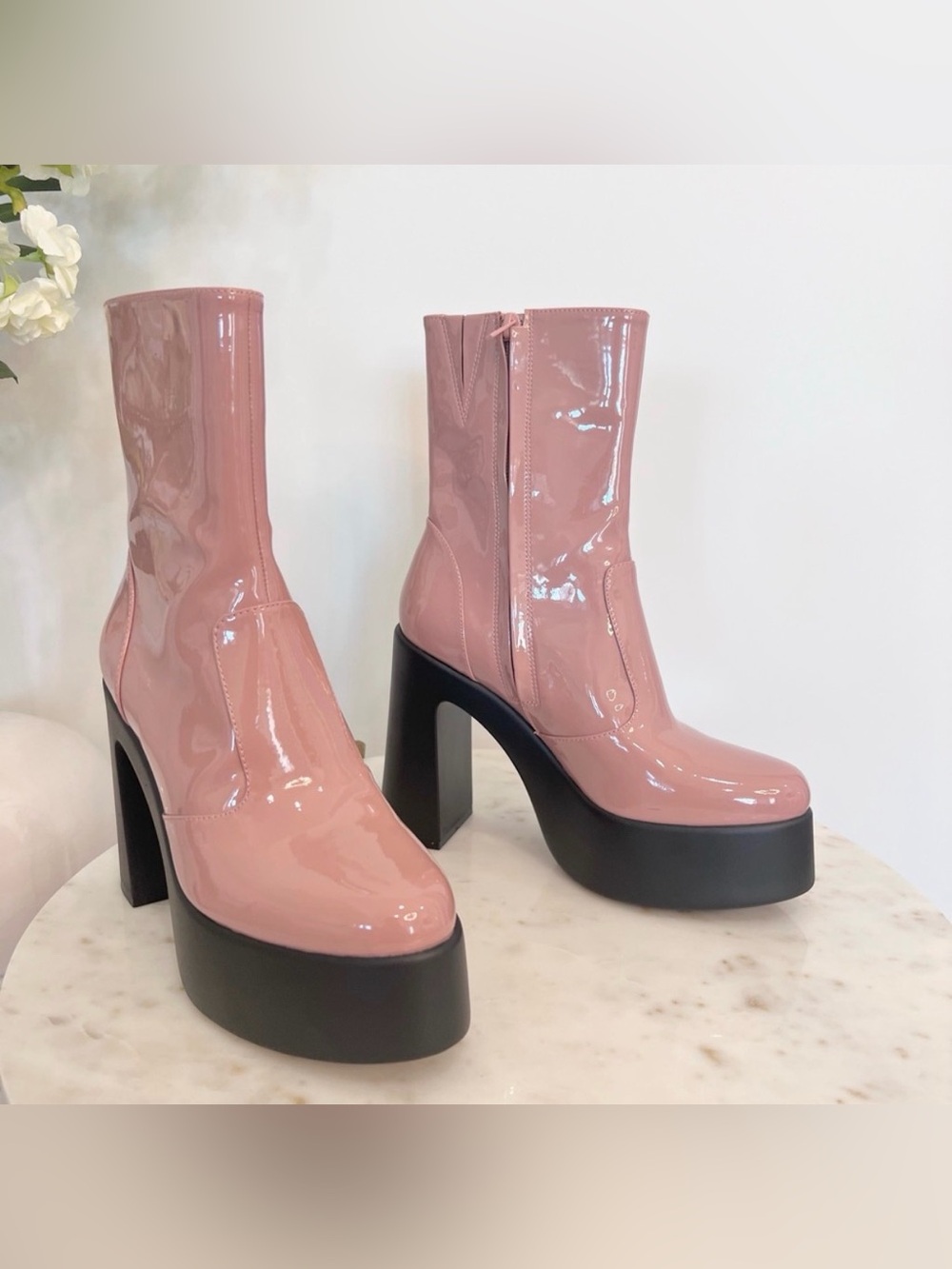 Gianni Bini Chunky Platform Mid Boots Patent leather Size 9 Womens dusty pink